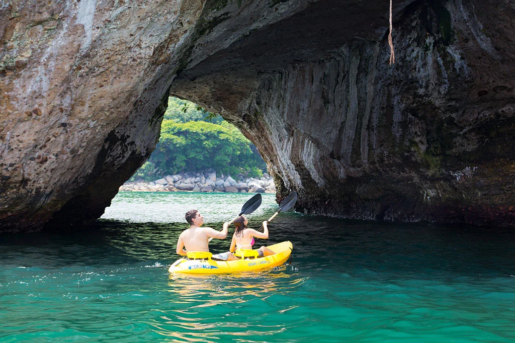 Kayak en la Bahía